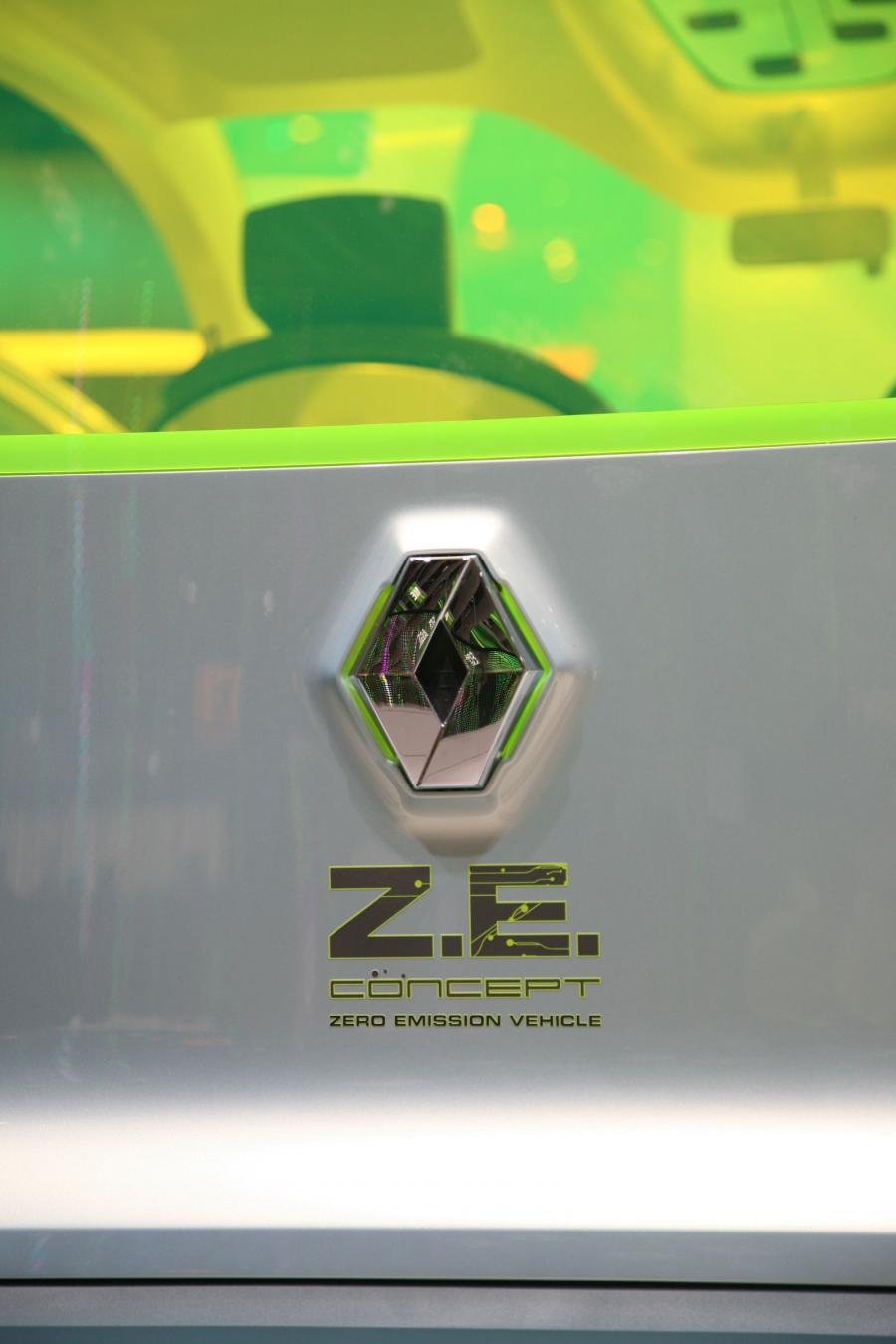  Renault Z.E. Concept 2008 года  (фото 41 из 90)